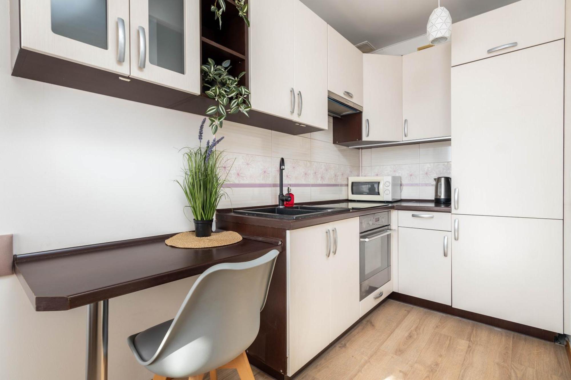 Jonagold Apartment Metro Raclawicka وارسو المظهر الخارجي الصورة