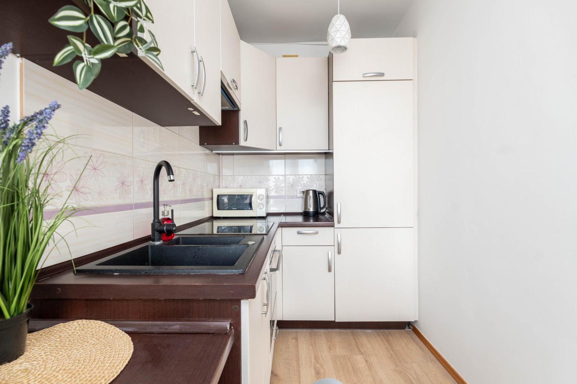 Jonagold Apartment Metro Raclawicka وارسو المظهر الخارجي الصورة