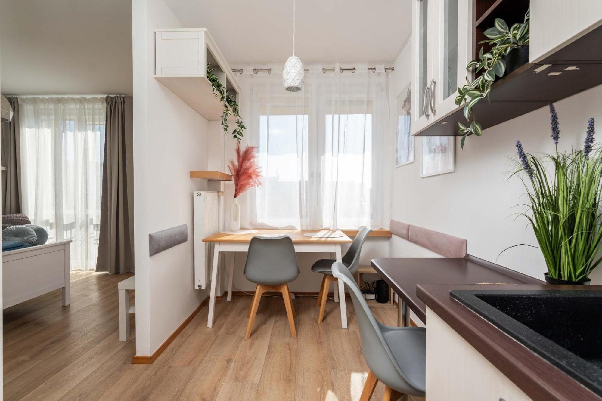 Jonagold Apartment Metro Raclawicka وارسو المظهر الخارجي الصورة
