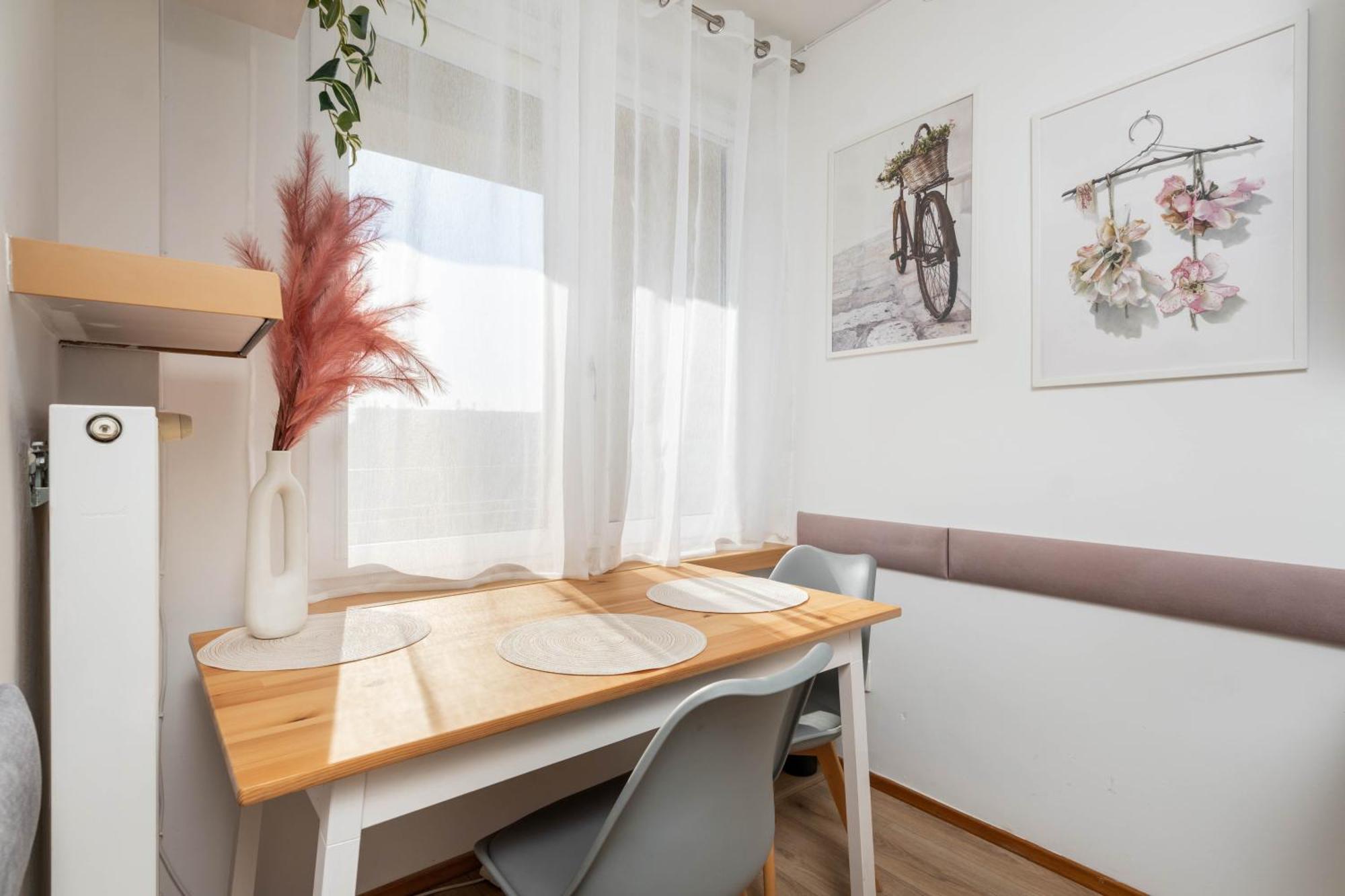 Jonagold Apartment Metro Raclawicka وارسو المظهر الخارجي الصورة